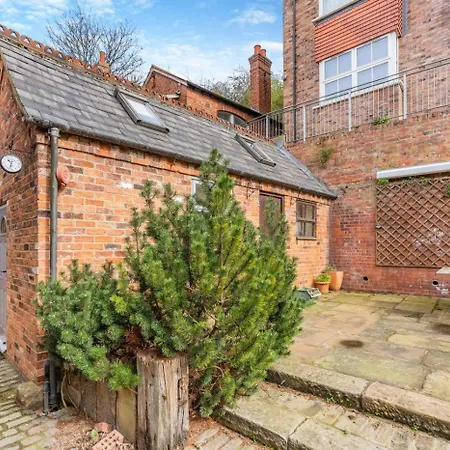 1 Bed In Whitby Oc-D27454 *